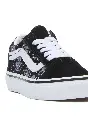 vans glow b.webp