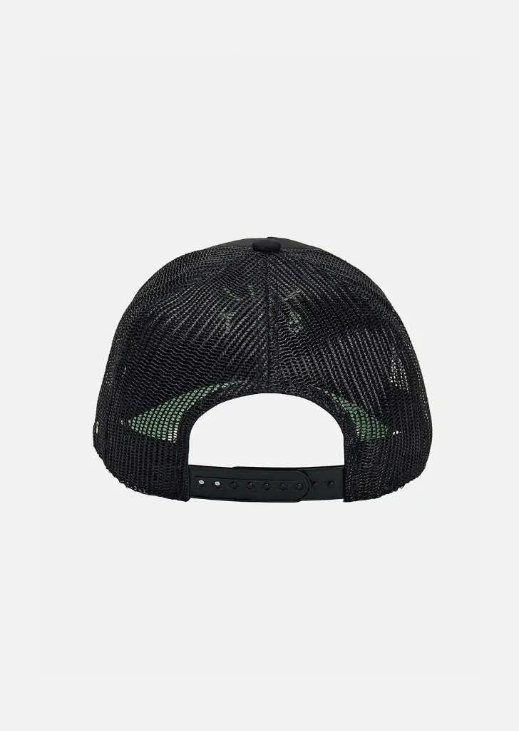 1TRIBE_W9925_2.webp