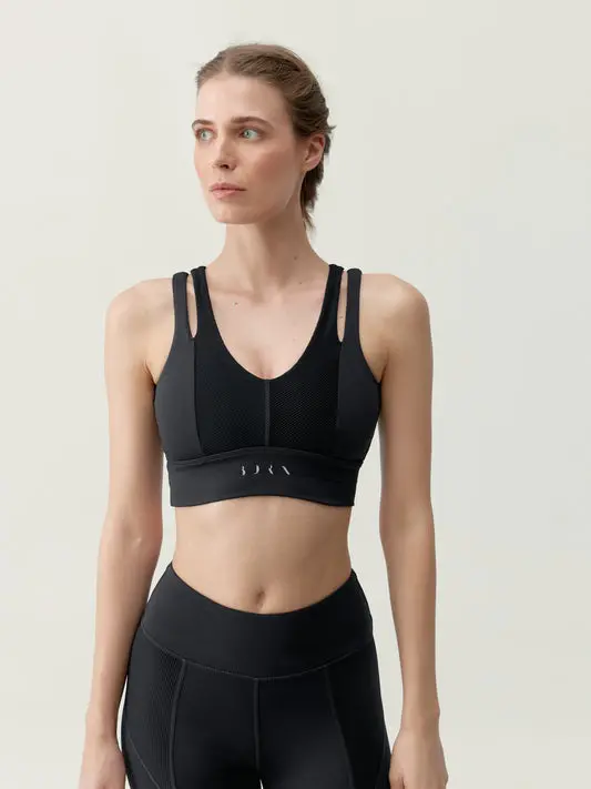 REKA-TP-BLACK1_aa6f27a2-9483-4ae4-9d06-a1eba81defc0.webp