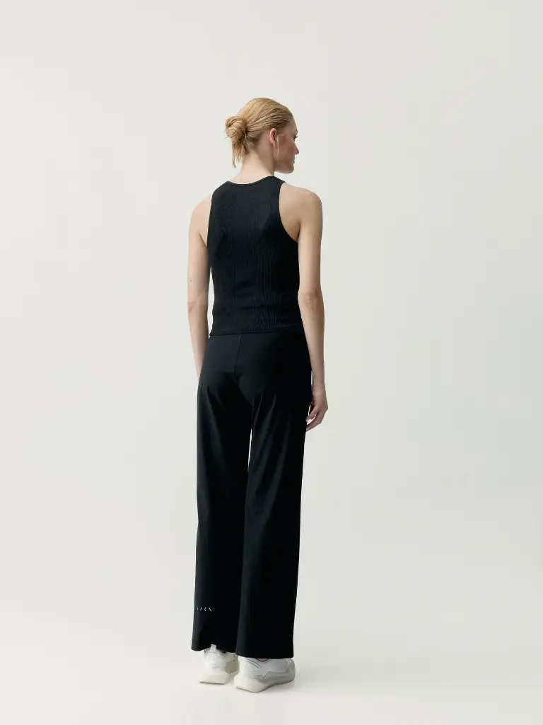 NORA-C-BLACK6.webp