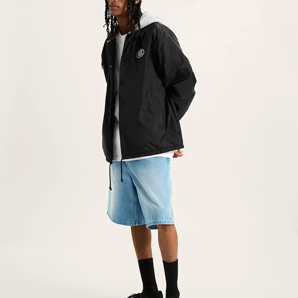 vans-riley-hooded-coaches-ja-black-veste-vans (1).webp