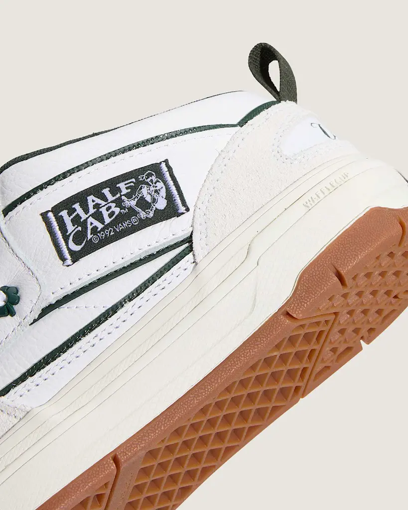 Skate-Half-Cab-Wafflecup-Shoes-VANS-White-ALT7.webp