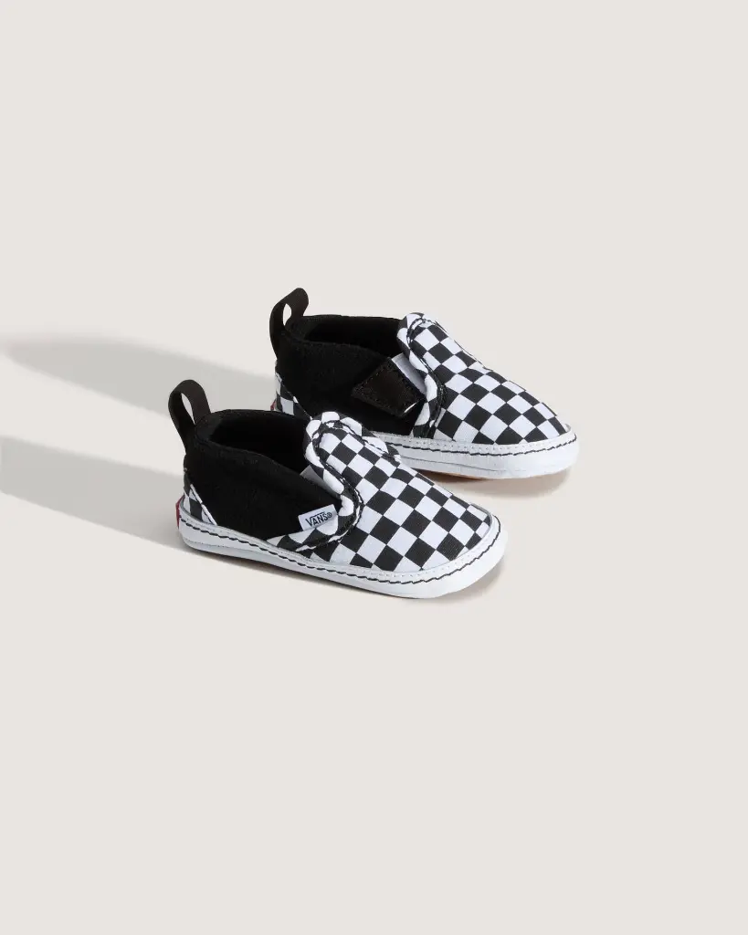 Infant-SlipOn-Crib-Shoes-01-year-VANS-Checker-Black-ALT1(1).webp