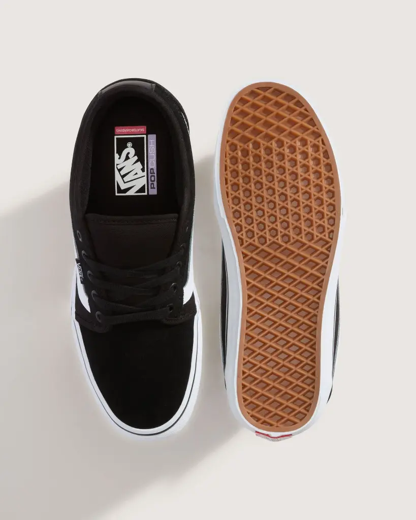 Skate-Chukka-Low-Sidestripe-Shoes-VANS-Black-ALT2(1).webp