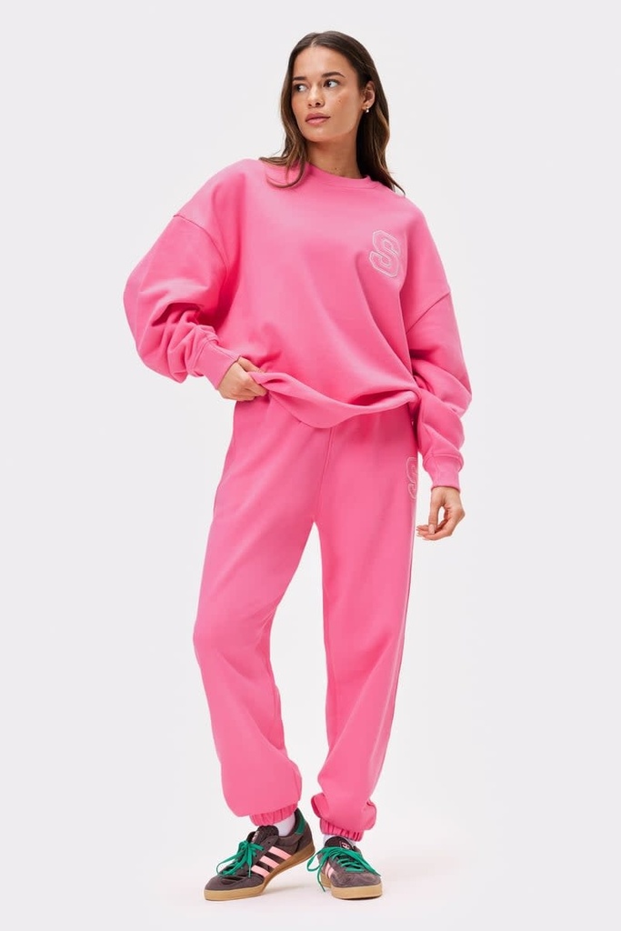 [210000011887] Essential Sweatpants - STRONGER Bright Pink L