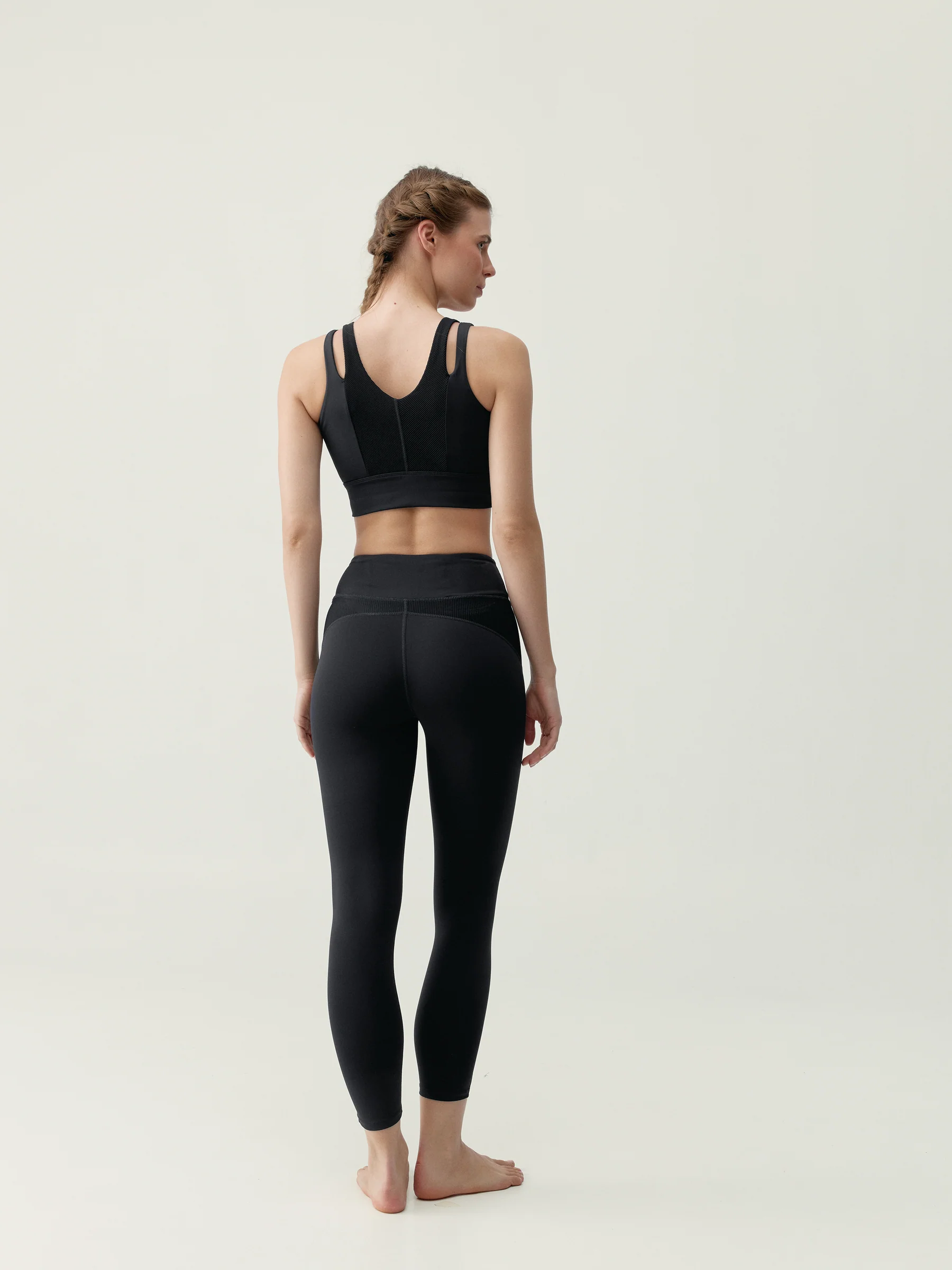 REKA - Legging Black - BORN  LIVING YOGA